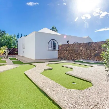 Puerto Del Carmen Sleeps 8 Pool Wifi Vila