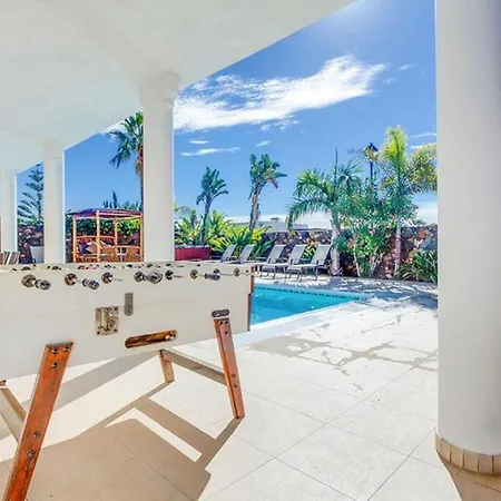 Puerto Del Carmen Sleeps 8 Pool Wifi * Пуерто-дель-Кармен