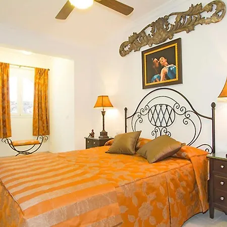 Puerto Del Carmen Sleeps 8 Pool Wifi Puerto del Carmen (Lanzarote)